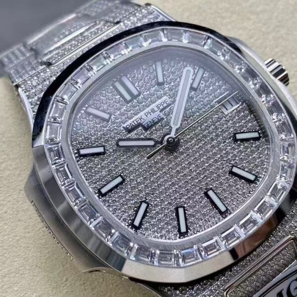 Patek Philippe nautilus 7021/1G-001 AMG 37mm