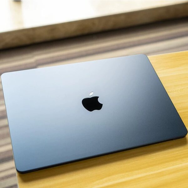 2025 iPad Pro with M4 chip(10-core CPU+10-core GPU), 32GB RAM, 512 GB